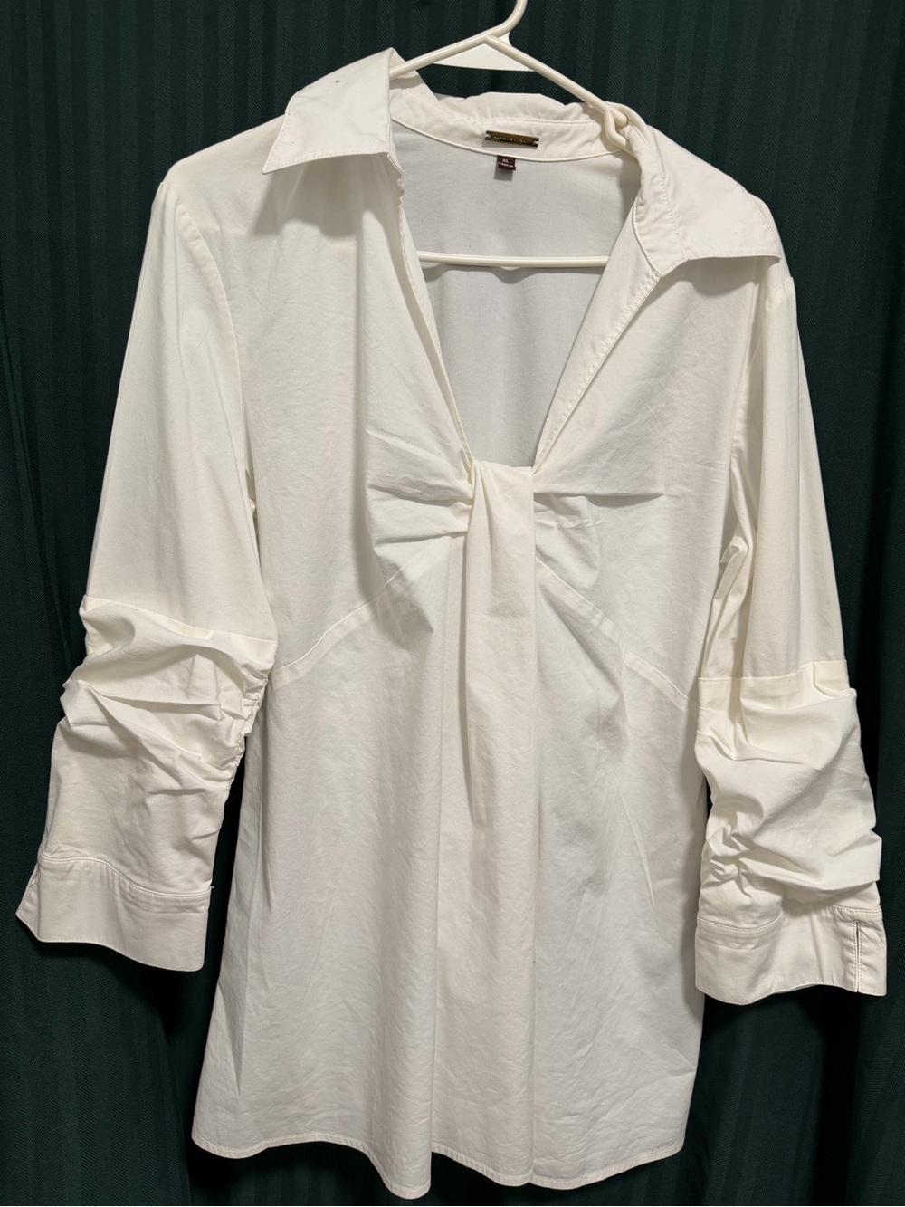 Adrienne Vittadini White V-Neck Tie-Front Tunic